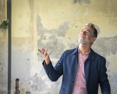 Deelnemer oefent met storytelling in zakelijke presentaties